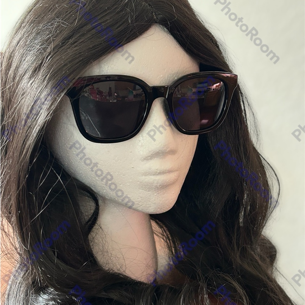 Black Aviator Sunglasses - Picture 2 of 4